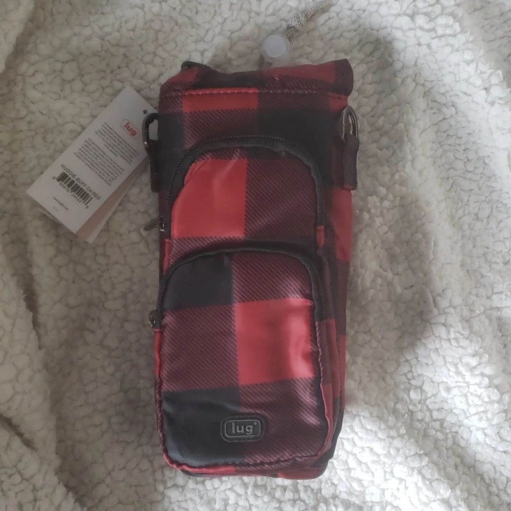 Lug Huggie in Buffalo Check Red - Picture 2 of 2